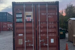 trlu814181 0 | 40' high cube shipping container (cargo worthy)